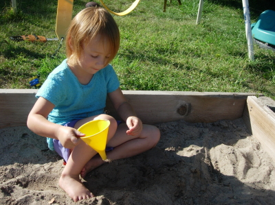 Lisel builds a sand castle